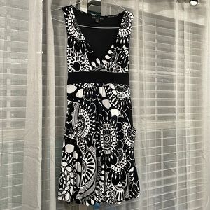 Black and white dress by City Triangles. Pockets! It has pockets!!